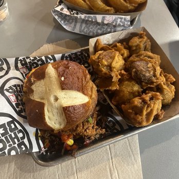 Boss ChickNBeer - Hawaiian chick and fried mushrooms - Chicken Wings Near Me - Bay Village, Ohio Boss ChickNBeer - Hawaiian chick and fried mushrooms - Chicken Wings Near Me - Bay Village, Ohio