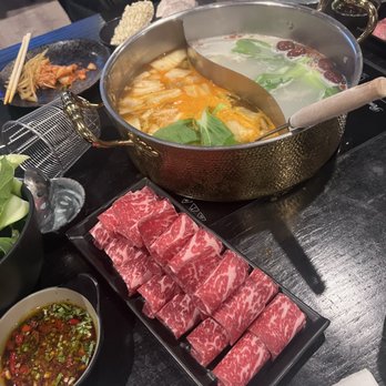 Top Pot - Hot Pot Near Me - Braintree, Massachusetts