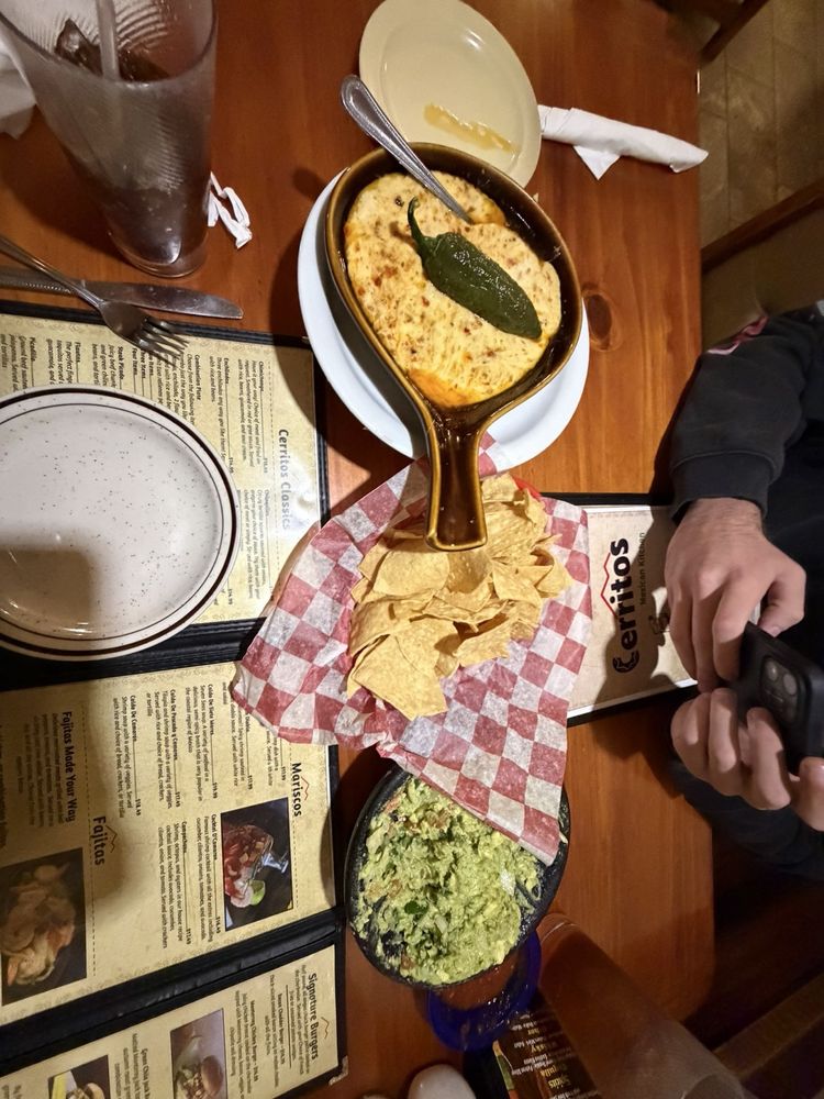 Los Cerritos Mexican Kitchen