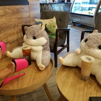 Moom Muum  - They're not the only ones who stare at her but they're probably the cutest - Thai Near Me - Dallas, Texas