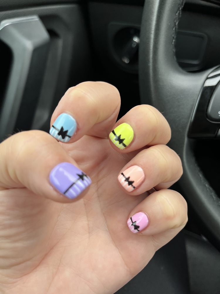 Nails By Jessica Logo