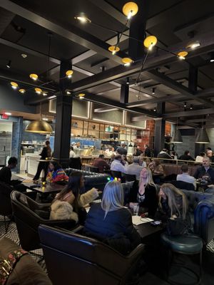 Olin Bar & Kitchen by null