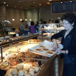 Tous Les Jours - Grand Opening
