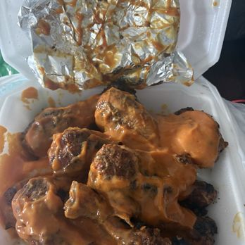 Tricks BBQ - Large Chicken Plate - Barbeque Near Me - Savannah, Georgia