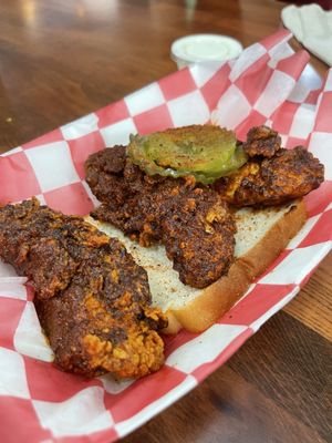 Lilly's Hot Chicken by null