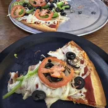Pizza Factory - Veggie GF pizza - Pizza Near Me - Groveland, California