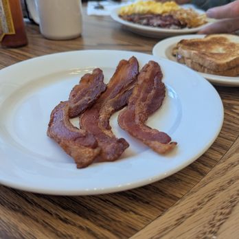 Good Day Cafe - Nice crispy bacon - Breakfast & Brunch Near Me - Vallejo, California