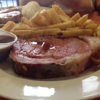 Ray's Café - Huge, juicy, and tender prime rib - American Near Me - Honolulu, Hawaii Ray's Café - Huge, juicy, and tender prime rib - American Near Me - Honolulu, Hawaii