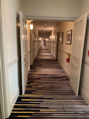 The White House Hotel by null