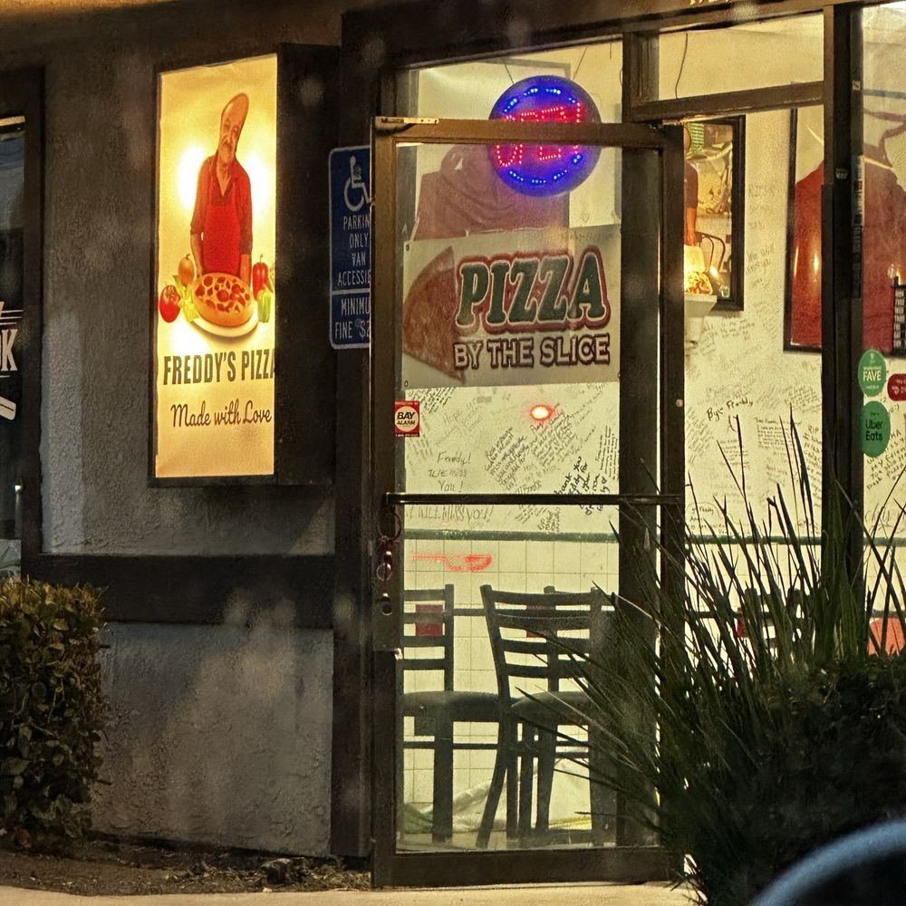 Freddy’s Pizza - Pizza by the slice - Pizza Near Me - Oxnard, California