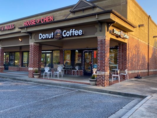 Sweet Apple Donut & Coffee