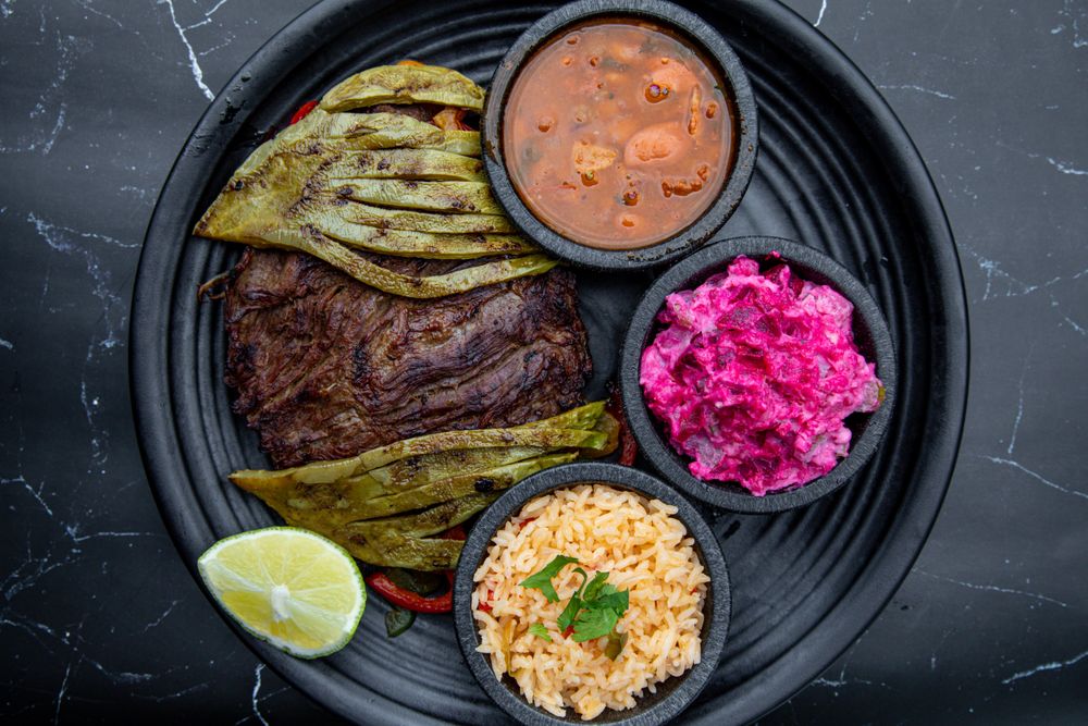 BELLAS KITCHEN & BAR Updated October 2024 30 Photos 585 Franklin