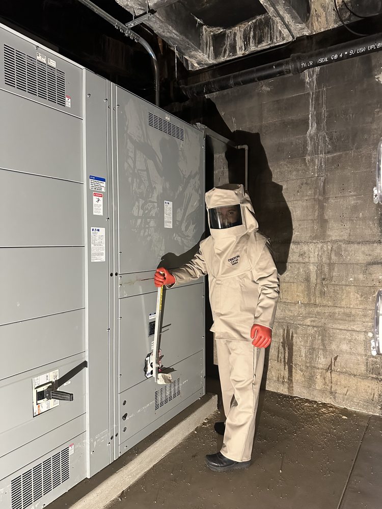 Ac/dc Electrical Construction - Updated September 2025 - 81 Photos - 92 ...