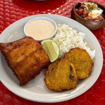 Chancho King - Fried red fish - Latin American Near Me - Jacksonville, Florida Chancho King - Fried red fish - Latin American Near Me - Jacksonville, Florida