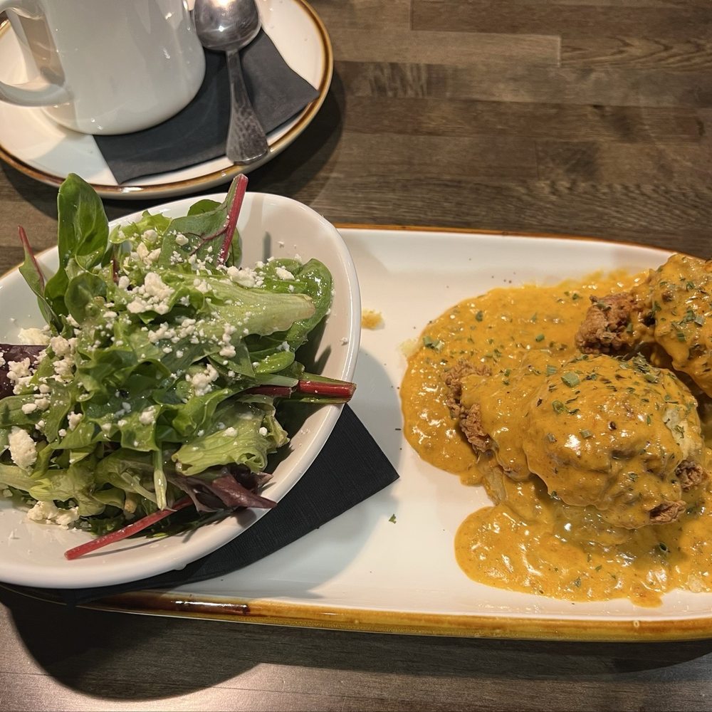 Lorimar Cafe - Chicken and Biscuits - Breakfast & Brunch Near Me - Temecula, California