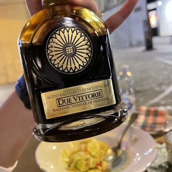 Da Laura - Table Balsamic - Italian Near Me - Cannes, 06