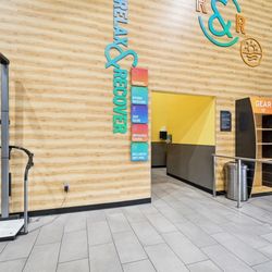 Crunch Fitness - Regency Park