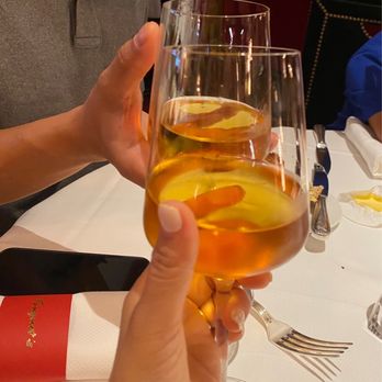 Le Fouquet's - Sweet white wine - French Near Me - Paris, 75 Le Fouquet's - Sweet white wine - French Near Me - Paris, 75