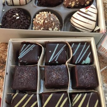 Edible Arrangements - Box of brownies - Gift Shops Near Me - Waldorf, Maryland