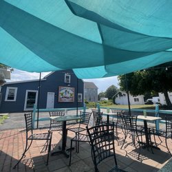 Beaches & Cream