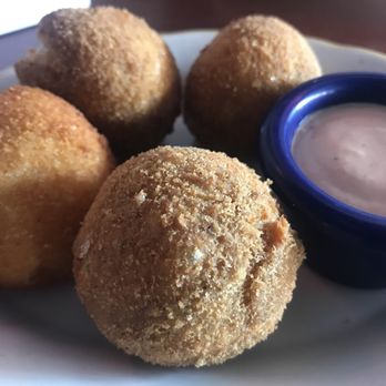 El Criollo Bar & Grill - Cuban Near Me - Burbank, California El Criollo Bar & Grill - Cuban Near Me - Burbank, California