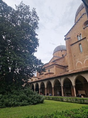 The Basilica of St. Anthony by null