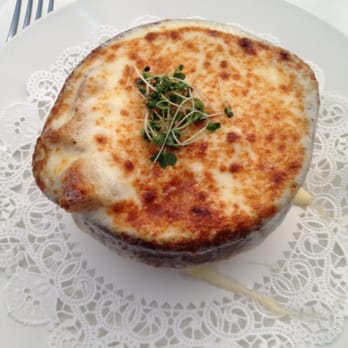 Hudson House River Inn - French onion soup - Bed & Breakfast Near Me - Cold Spring, New York Hudson House River Inn - French onion soup - Bed & Breakfast Near Me - Cold Spring, New York