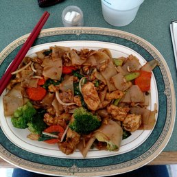 Phad See-Ew. Forget to tell them shrimp, but still looks great.