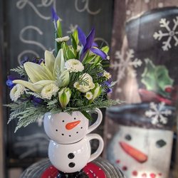 Designs By Judy - This hot choc. for 2 snowman would melt anyone's heart. Done in wintery blue and whites this is sure to bring a smile to the most icy heart.