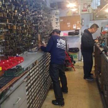 Armor Locksmith & Security - Keys & Locksmiths Near Me - Fresh Meadows, New York