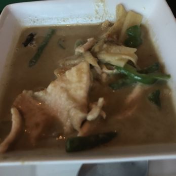 Sutha Thai Kitchen - Green Curry Chicken - Thai Near Me - Tustin, California Sutha Thai Kitchen - Green Curry Chicken - Thai Near Me - Tustin, California