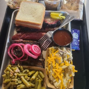 Schulze’s Pit Room - Barbeque Near Me - Seguin, Texas Schulze’s Pit Room - Barbeque Near Me - Seguin, Texas