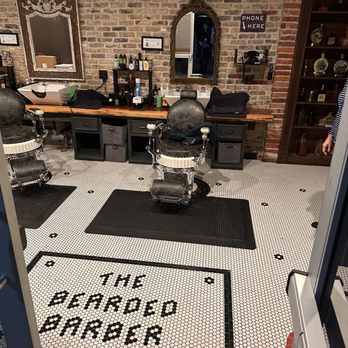 The Bearded Barber - Speakeasies Near Me - New River, Arizona