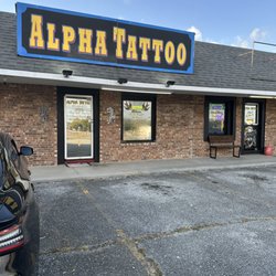 Alpha Tattoo - Front of the tattoo shop