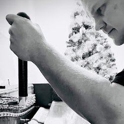 Stephen's Piano Tuning - ...another happy piano for the holidays!