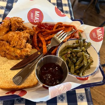 Mia's Table - Fried Chicken Strips with green beans and sweet potato fries - American Near Me - Houston, Texas Mia's Table - Fried Chicken Strips with green beans and sweet potato fries - American Near Me - Houston, Texas