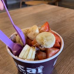 Acai Republic - Mission Viejo - SAo paulo minus a few bites