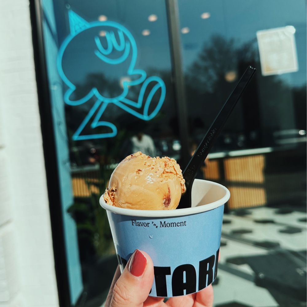 French Custard - a hand holding a cup of ice cream - Ice Cream & Frozen Yogurt Near Me - Kansas City, Missouri