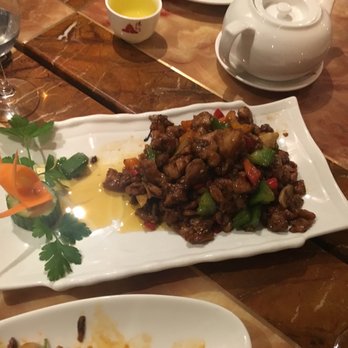 Sonne - Spicy chicken with baby ginger - Pan Asian Near Me - Berlin, BE
