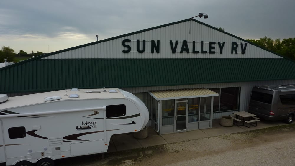 SUN VALLEY RV Updated September 2024 10 Photos 3 Miles E of