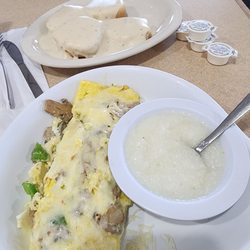 Skillets - Vegi omelet with extra mushrooms