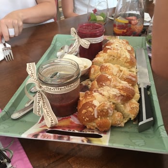 Cafe Byfyj - Chałka - Breakfast & Brunch Near Me - Katowice, SL Cafe Byfyj - Chałka - Breakfast & Brunch Near Me - Katowice, SL