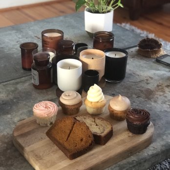 Tout Suite - strawberry, pumpkin, vanilla, cinnamon, chocolate cupcake. pumpkin loaf + coffee cake - Cafes Near Me - Houston, Texas Tout Suite - strawberry, pumpkin, vanilla, cinnamon, chocolate cupcake. pumpkin loaf + coffee cake - Cafes Near Me - Houston, Texas