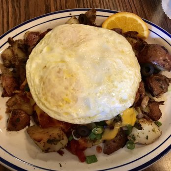 Red Apple Cafe - Ortega Pots with Fried Eggs - Breakfast & Brunch Near Me - Aptos, California Red Apple Cafe - Ortega Pots with Fried Eggs - Breakfast & Brunch Near Me - Aptos, California