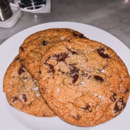 Chocolate Chip Cookies