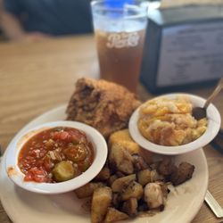 Triple R Cafe - Meat and two