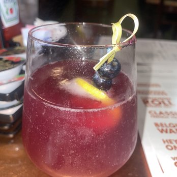 Another Broken Egg Cafe - Lemon blueberry mimosa - Breakfast & Brunch Near Me - Pearland, Texas Another Broken Egg Cafe - Lemon blueberry mimosa - Breakfast & Brunch Near Me - Pearland, Texas