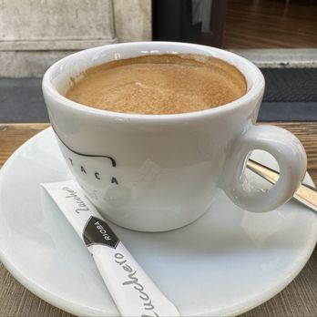 Rifugio Romano - Cappuccino - Pizza Near Me - Rome, RM Rifugio Romano - Cappuccino - Pizza Near Me - Rome, RM