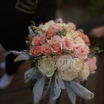 St. George Flowers and Decorations - Floral Designers Near Me St. George Flowers and Decorations - Floral Designers Near Me