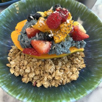 That's A Wrap Maui - Mermaid bowl - Wraps Near Me - Kihei, Hawaii That's A Wrap Maui - Mermaid bowl - Wraps Near Me - Kihei, Hawaii